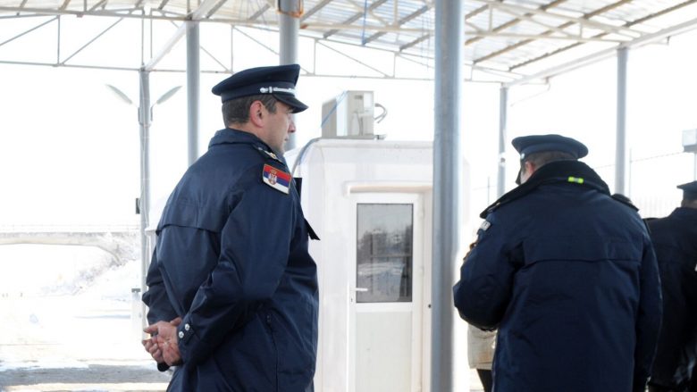 Policia serbe paraburgos mërgimtarin nga Gjakova që e ndaloi dje në kufi
