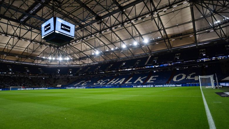 Një nga klubet më të mëdha gjermane kërcënohet me shuarje – mund ta shpëtojë vetëm shitja e stadiumit
