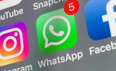 Kritika ndaj Meta pasi uli moshën minimale për të përdorur WhatsApp nga 16 në 13 vjeç