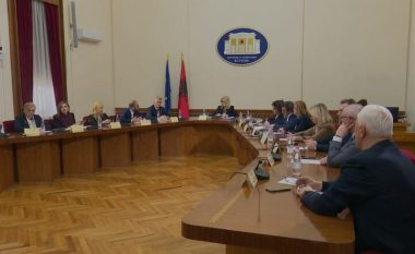 Konferenca e Kryetarëve në Kuvendin e Shqipërisë, miratohet me votat e PS-së ngritja e Komisionit për Dezinformim