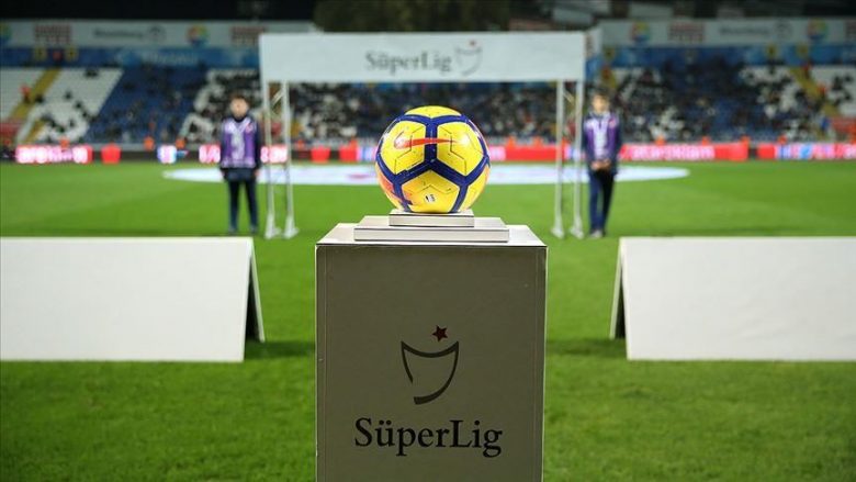 Tre lojtarë shqiptarë në formacionin e javë në Superligën e Turqisë
