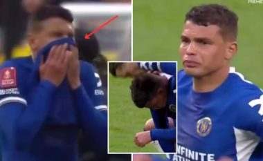 Njëri po qante, tjetri po qeshte pas eliminimit nga FA Cup – pamje që tregojnë realitetin e Chelseat këtë sezon