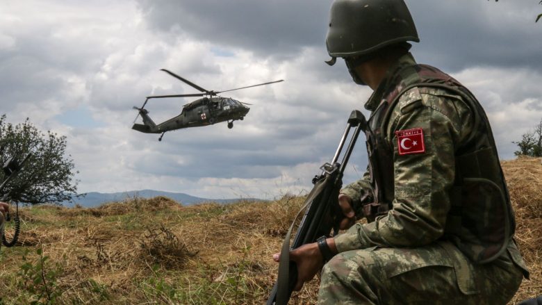 Miratohet marrëveshja kornizë ushtarake mes Kosovës dhe Turqisë