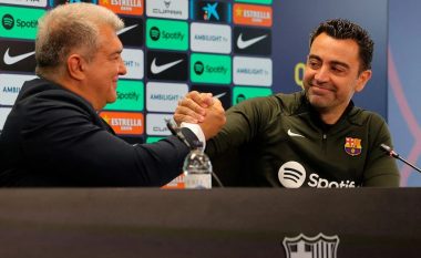 Zbulohen premtimet që Laporta ia ka bërë Xavit për ta bindur atë të qëndrojë tek Barcelona