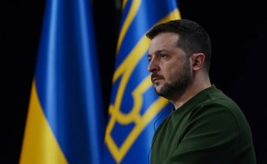 Pa ndihmën e SHBA së, Ukraina përballet me “mundësinë e tërheqjes” – paralajmëron Zelensky