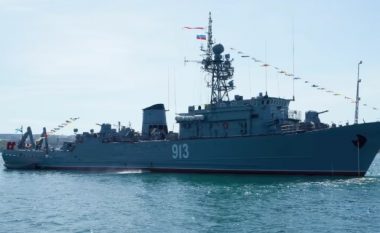 Ukrainasit shkatërrojnë anijen ruse Kovrovets