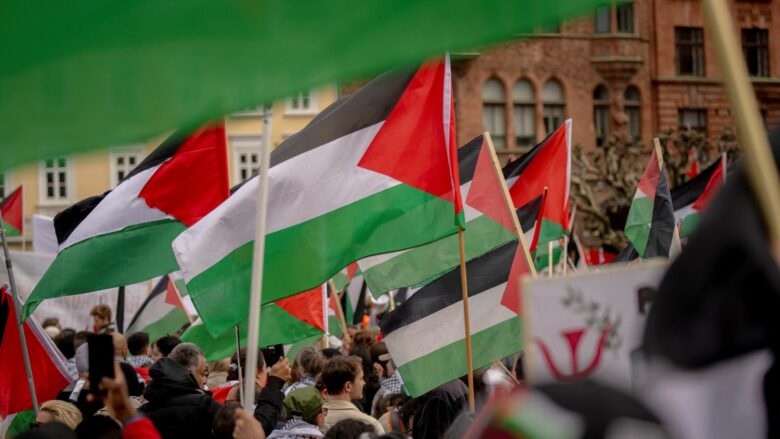 Irlanda, Norvegjia dhe Spanja e njohin Palestinën si shtet të pavarur
