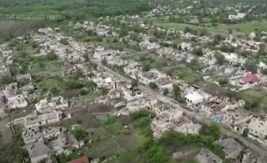 Pamje nga ajri që tregojnë se çfarë ka mbetur nga qyteti ukrainas Chasiv Yar
