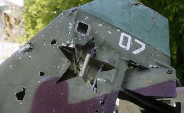 Zelensky thotë se ushtria ukrainase rrëzoi një aeroplan luftarak rus Su-25