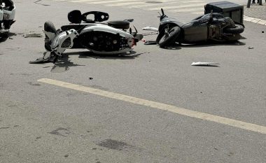 Lëndohen tre persona nga aksidenti në Prishtinë, mes një veture dhe dy motoçikletave