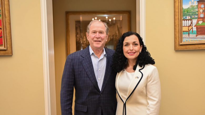 Osmani takon ish-presidentin Bush, e quan lajmëtar i pavarësisë së Kosovës