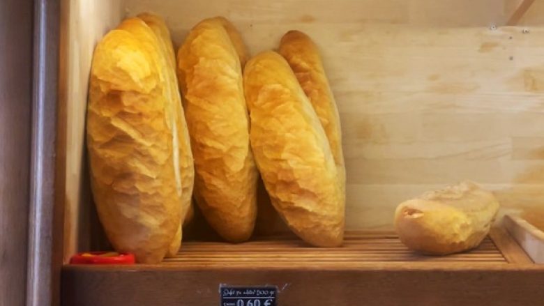 ​Qytetarët reagojnë për shtrenjtimin e bukës deri në 60 centë, ja sa u rrit në dekadën e fundit
