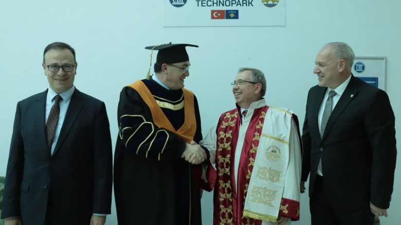 UBT ndan çmimin më të lartë institucional për Rektorin e Trakya Üniversitesi, Prof. Dr. Erhan Tabakoğlu dhe bën hapjen e Teknoparkut Ndërkombëtar