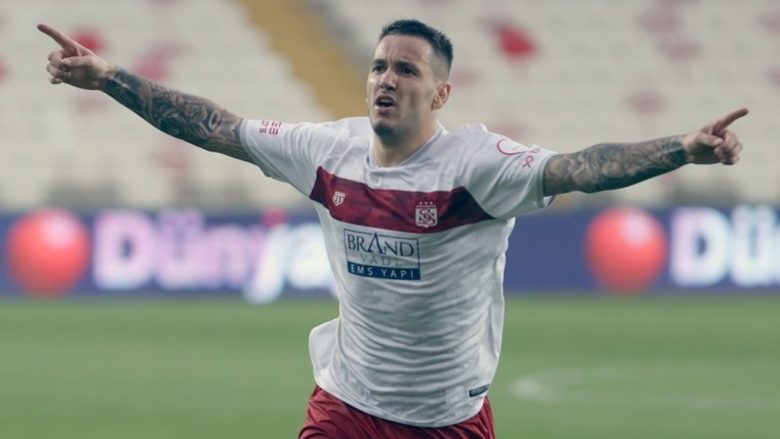 Trajneri i Sivassporit tregon se tashmë kanë marrë disa oferta për Rey Manajn