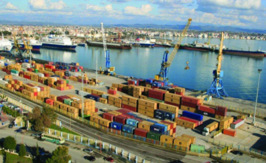 Kokaina drejt Anglisë e kapur në portin e Durrësit, kush janë dy tropojanët e arrestuar