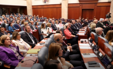 Kuvendi i Maqedonisë së Veriut verifikoi mandatet e 118 deputetëve