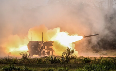 Gjermania do të blejë tre sisteme raketore amerikane Himars për Ukrainën
