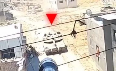 Hamasi publikoi një video të luftimeve nga veriu i Gazës – shkatërrohen një numër i madh tankesh izraelite