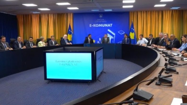 Lansohet e-Komuna, Kurti: Do të përmirësohet transparenca dhe llogaridhënia brenda administratave komunale