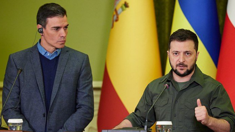 Zelensky i Ukrainës viziton Spanjën në kërkim të më shumë armëve për të luftuar kundër Rusisë