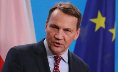 Polonia nuk duhet të përjashtojë mundësinë e dërgimit të trupave në Ukrainë – thotë ministri i Jashtëm, Radoslaw Sikorski