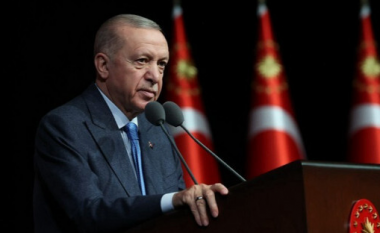 Presidenti turk i shpreh ngushëllime popullit iranian për vdekjen e presidentit të tyre