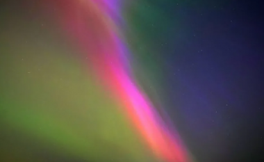 Nga Zvicra në Ukrainë, imazhe që tregojnë se qiellin e cilave vende e ndriçoi Aurora