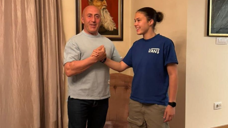 Haradinaj me dedikim të veçantë për vajzën e tij Hanën në ditëlindjen e 18-të