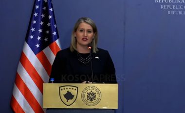 Allen përmend Asociacionin, e ndërlidh me rrugëtimin euroatlantik të Kosovës