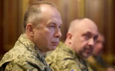 Franca "do të përfshihet direkt" në trajnimin e personelit ushtarak në Ukrainë