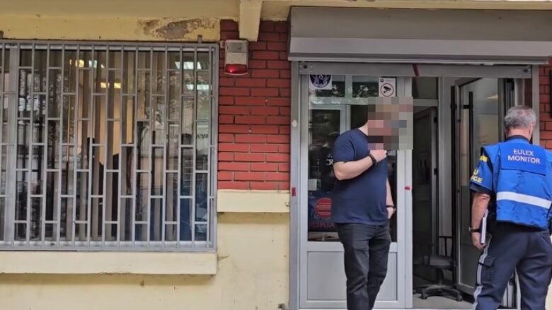 Policia sërish në Bankën Postare – Kursimore në veri, hap kasafortën për të cilën nuk e kishte çelësin