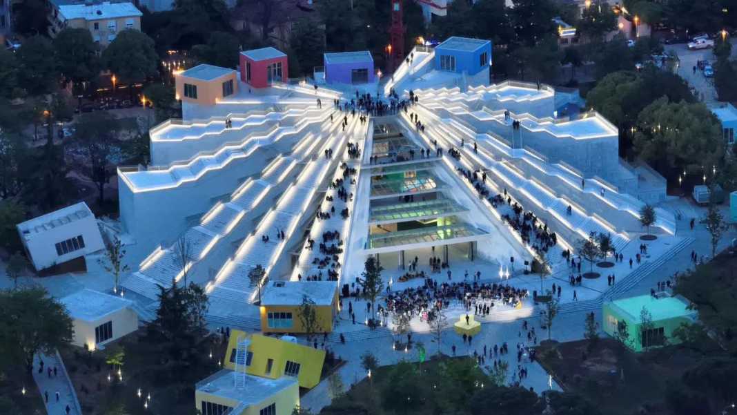 Projekti më i mirë, Piramida e Tiranës fiton çmimin e madh për Evropën Juglindore