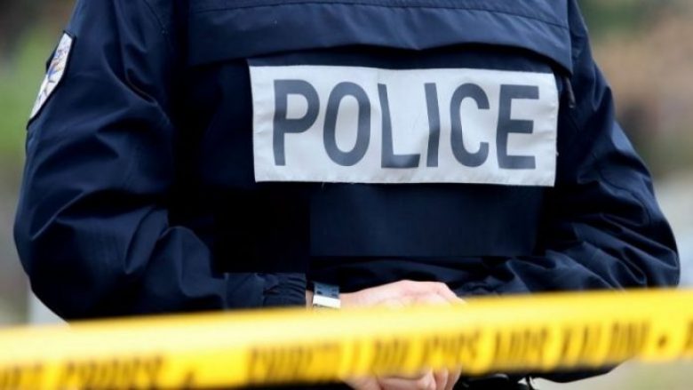Plagoset një polic në Zllakuqan të Klinës nga persona që kishin hyrë në shtëpinë e një prifti