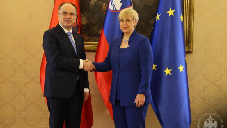 Begaj pret në takim Presidenten sllovene: Sllovenia, mbështetëse e zgjerimit të BE dhe rrugëtimit të Shqipërisë