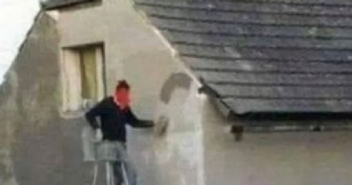 Një foto e një boshnjaku duke dekoruar një fasadë është bërë virale, duhet të shihni se si ia doli
