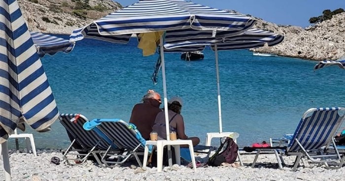 Skenë gazmore nga Kroacia - kësi pushuesi vështirë se keni hasur në plazh