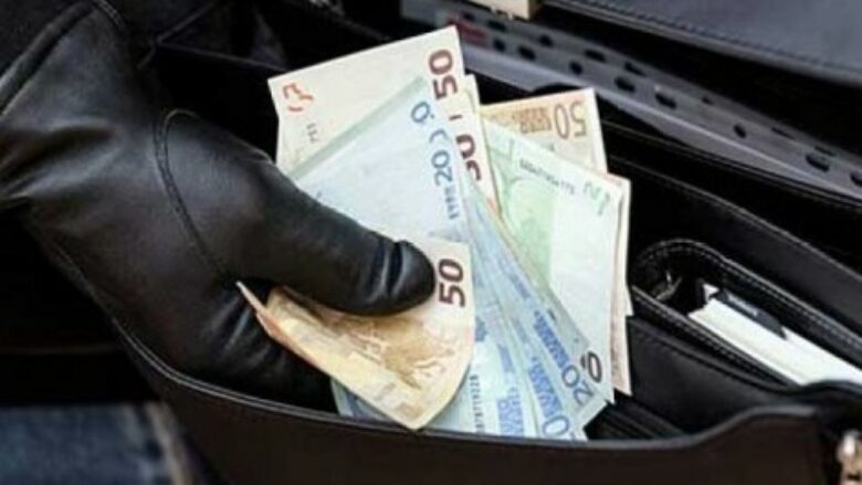 Grabitje në Gjilan, një person kërcënohet me thikë – i merren paratë dhe telefoni