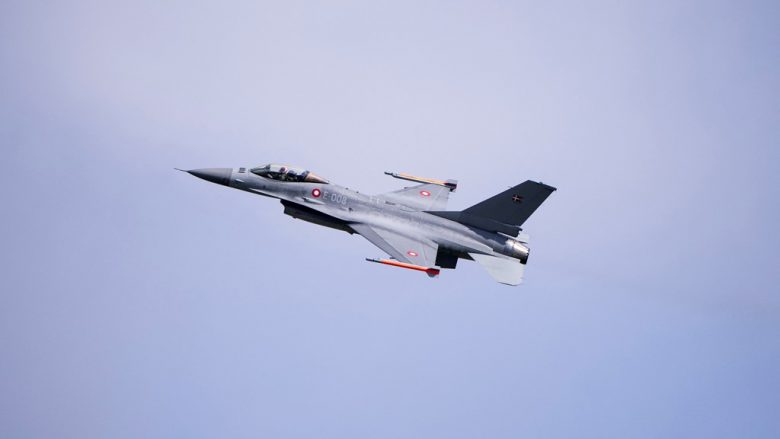 Si do t’i përdorin ukrainasit aeroplanët luftarakë F-16?