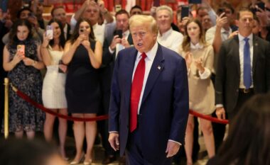 Donald Trump filloi të thotë gënjeshtra – shumë televizione amerikane ndërprenë transmetimin e konferencës