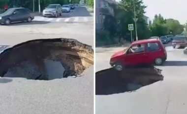 Një vrimë e madhe u hap në mes të kryqëzimit – për çudi rusi nuk e vuri re, gati sa nuk ra brenda saj