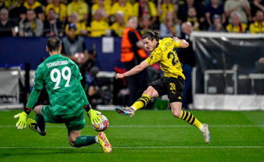 Një Dortmund fantastik që shkëlqen në 45 minutat e parë përballë PSG-së
