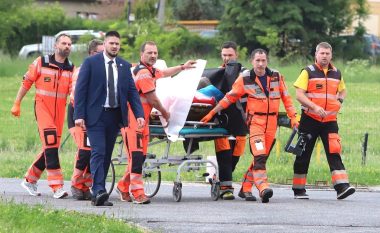 Kryeministri sllovak në gjendje kritike në spital pasi u qëllua disa herë