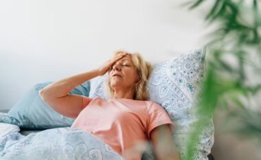 Simptoma pak e njohur e sëmundjes së rëndë që mund të dallohet kur zgjoheni në mëngjes