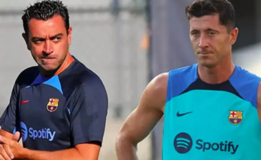 Xavi donte që Barcelona t'i hiqte qafe Lewandowskin dhe katër lojtarë të tjerë