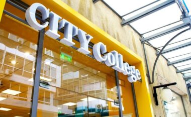 Thirrja përfundimtare për bursa për studentë nga Kosova nga CITY College, Kampusi i Evropës i Universitetit të York-ut – Tani ofrohen bursa shtesë!