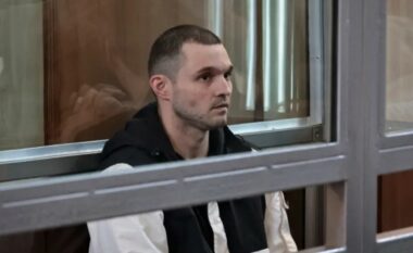 Ushtari amerikan dënohet me gati katër vjet burg në Rusi