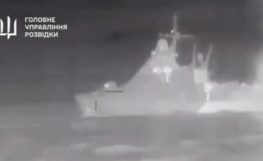 Ukrainasit shkatërrojnë një të tretën e flotës ruse të Detit të Zi, Putin pranon se marina është e pambrojtur