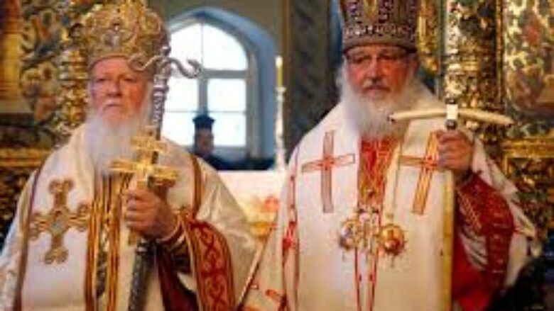 ISW: Priftërinjtë e Kishës Ortodokse Ruse shkatërrojnë identitetin e fëmijëve të dëbuar ukrainas