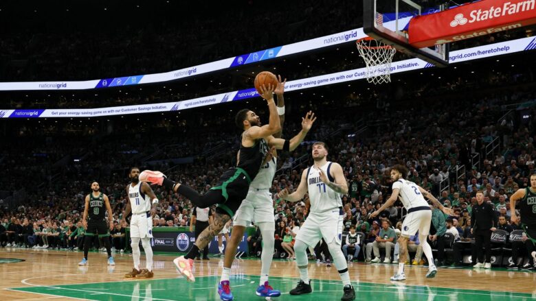 Celtics marrin fitore edhe në ndeshjen e dytë, bëjnë hap të madh drejt titullit