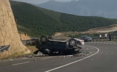 Zbardhen detajet e aksidentit të rëndë në Radhimë, humb jetën i riu, lëndohet pasagjeri 23-vjeçar